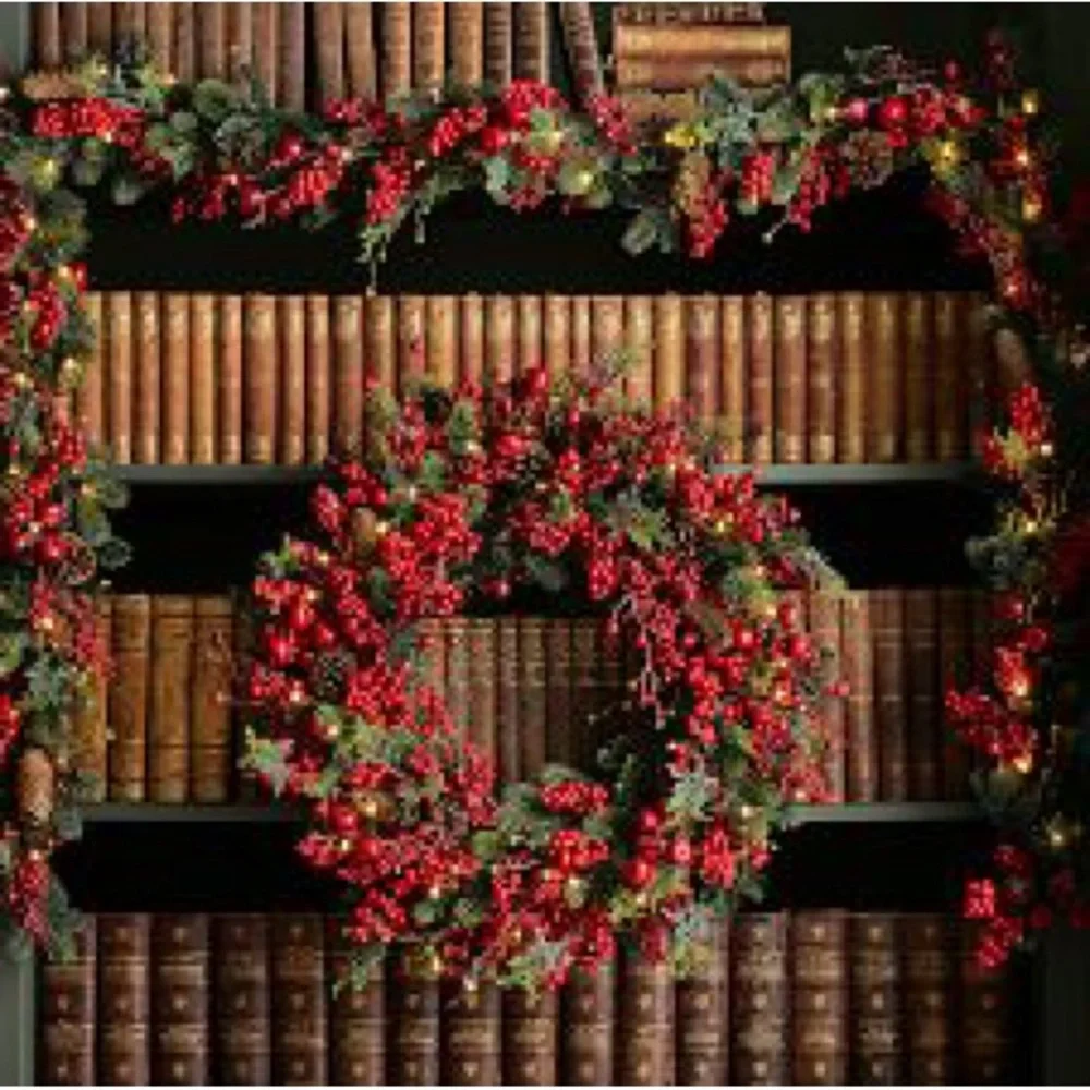 New Pottery Barn Faux Lit Mixed Berries Garland, 5’